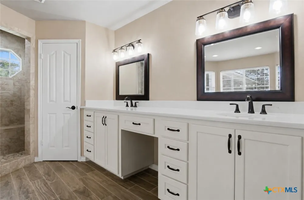 642 Phantom Rider Trail Spring Branch, TX 78070