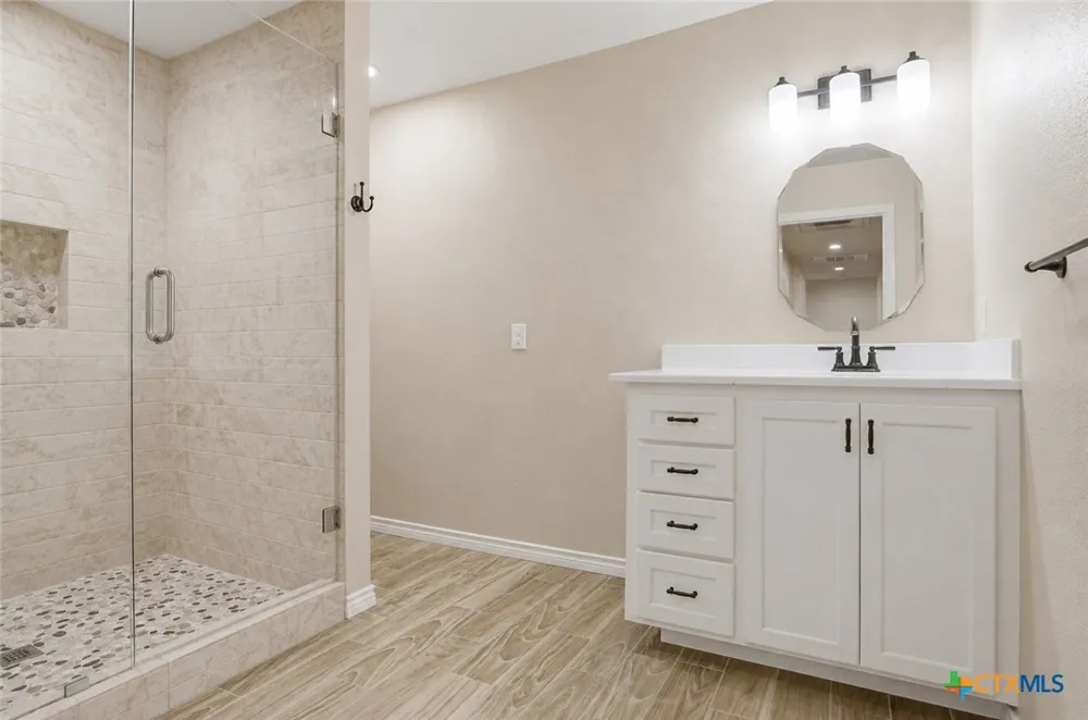 642 Phantom Rider Trail Spring Branch, TX 78070