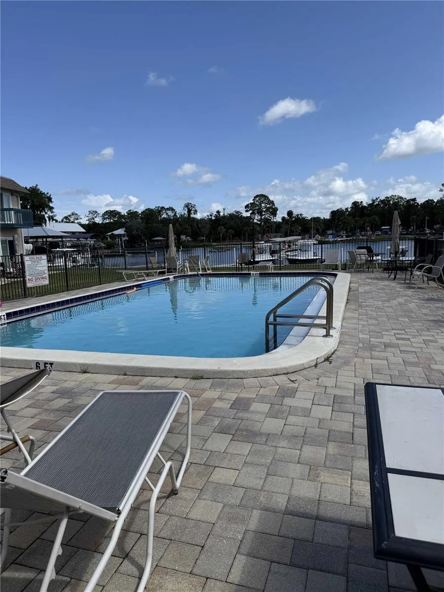 30 SE VALARE LANE #102C Crystal River, FL 34429