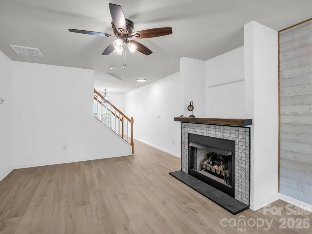 64 Lanceford Circle Fletcher, NC 28732