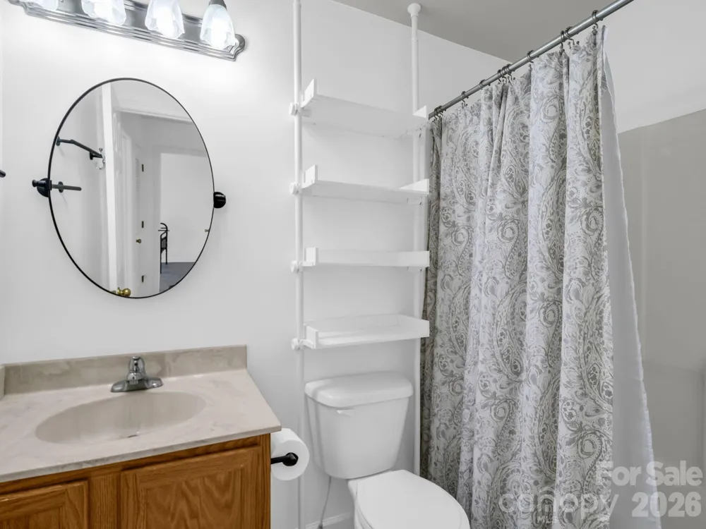64 Lanceford Circle Fletcher, NC 28732