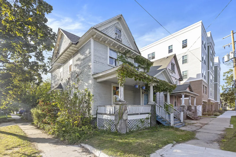 536 S Rose Street Kalamazoo City, MI 49007