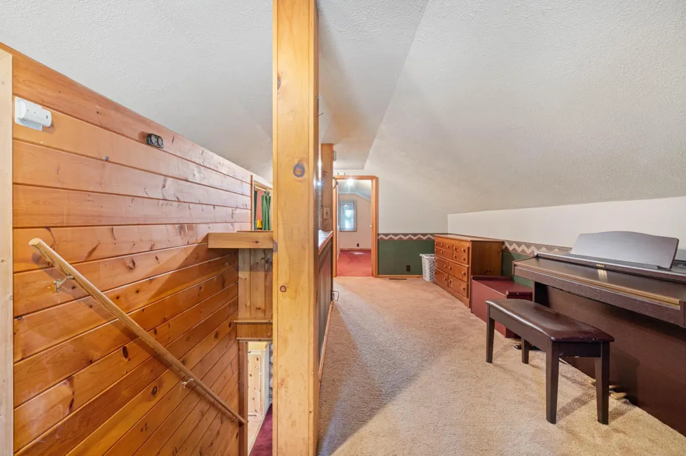 3521 Fire Trail Eveleth, MN 55734