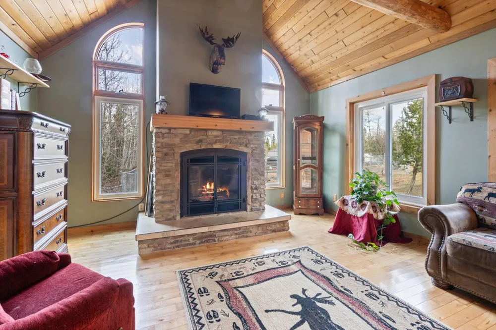 3521 Fire Trail Eveleth, MN 55734