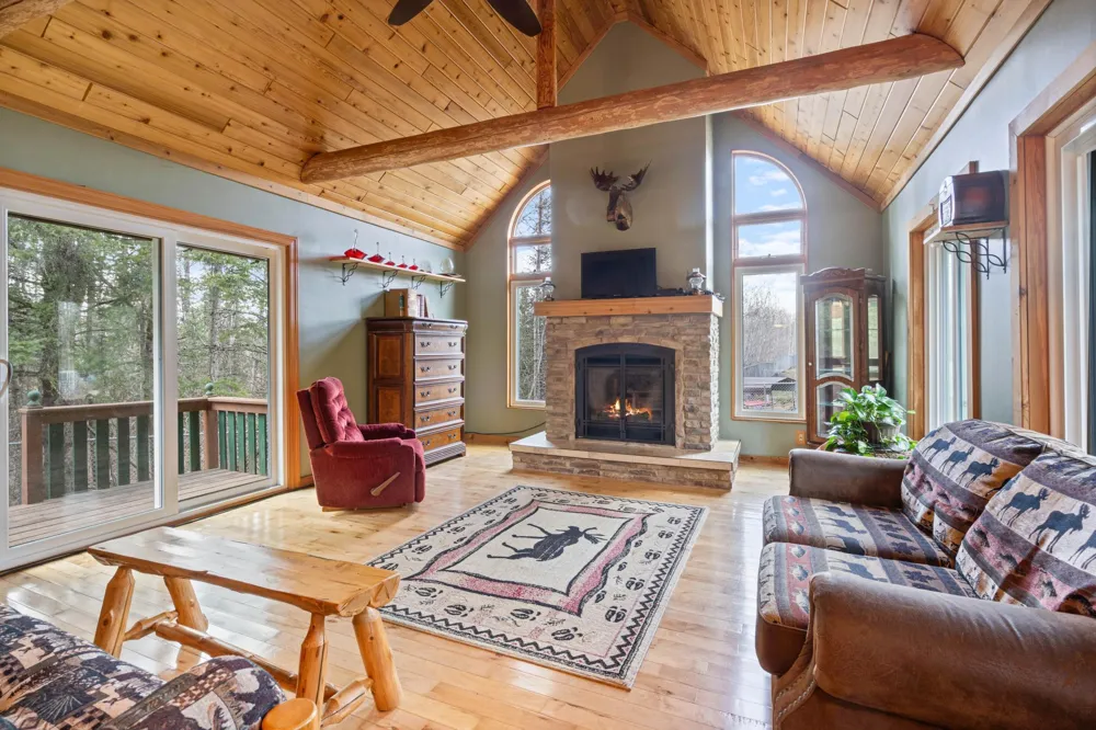 3521 Fire Trail Eveleth, MN 55734