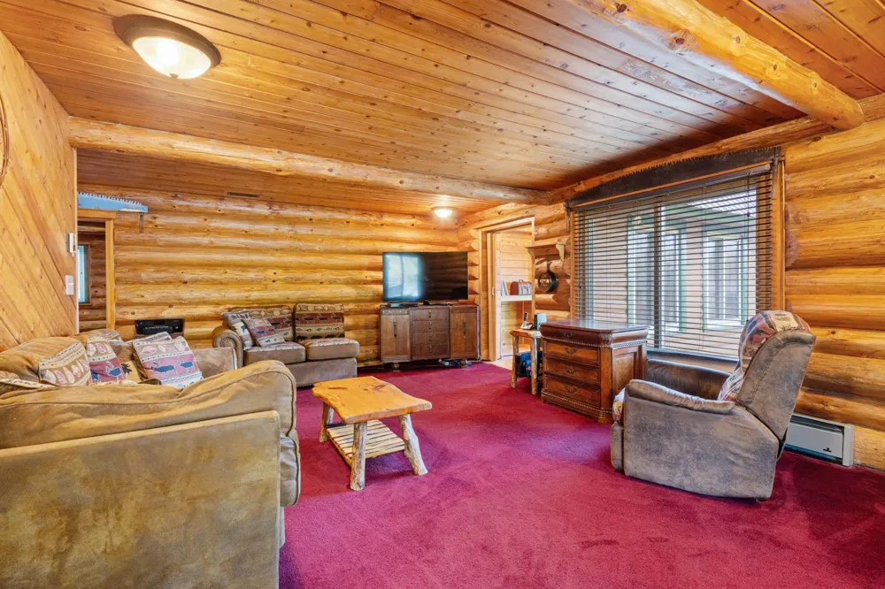 3521 Fire Trail Eveleth, MN 55734