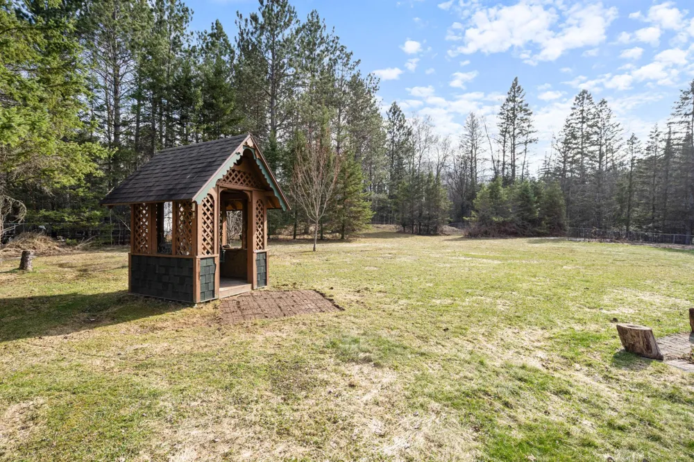 3521 Fire Trail Eveleth, MN 55734