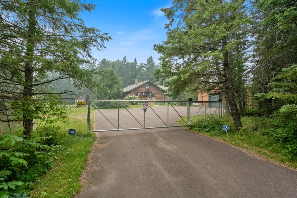 3521 Fire Trail Eveleth, MN 55734