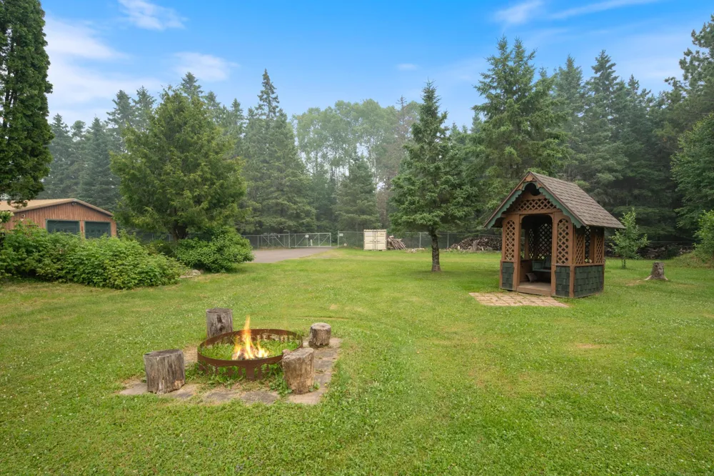 3521 Fire Trail Eveleth, MN 55734