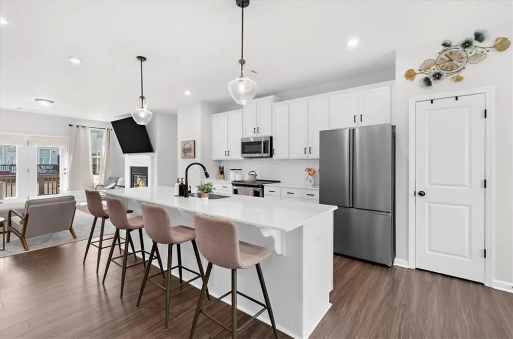 717 Payton Lane Acworth, GA 30102