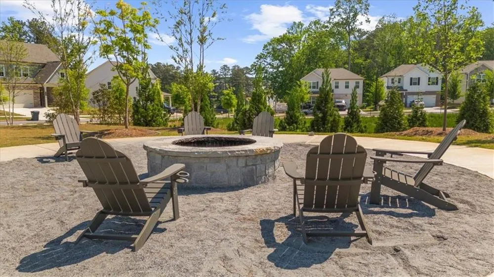 717 Payton Lane Acworth, GA 30102