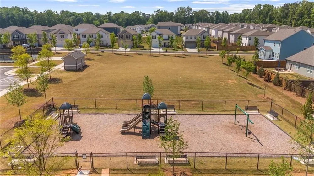 717 Payton Lane Acworth, GA 30102