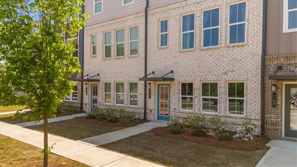 717 Payton Lane Acworth, GA 30102