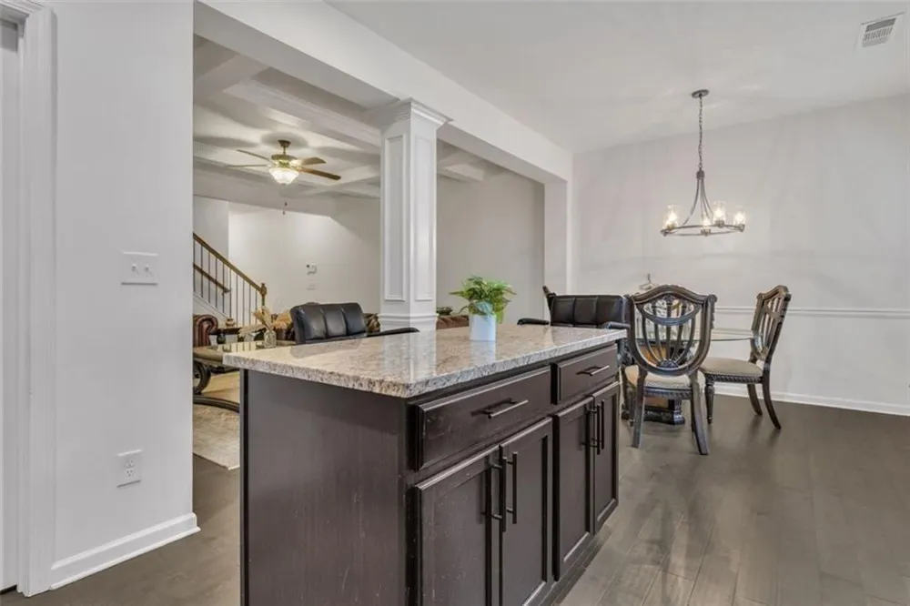 1563 BUTTERNUT Cove Stone Mountain, GA 30083