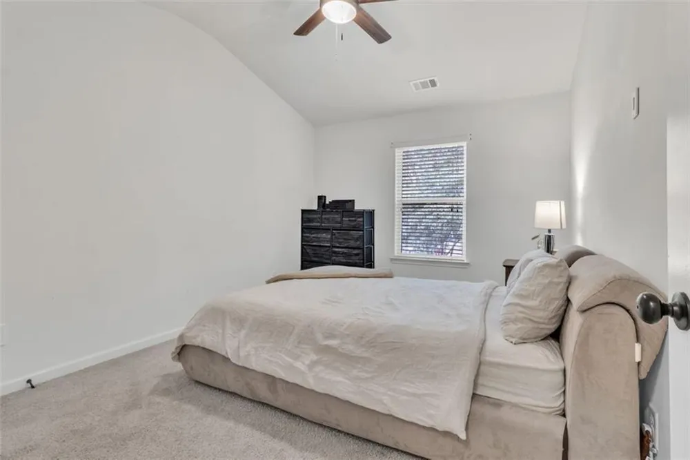 1563 BUTTERNUT Cove Stone Mountain, GA 30083