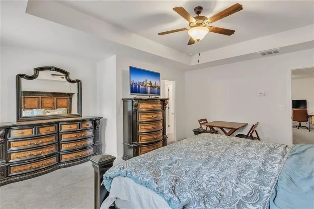 1563 BUTTERNUT Cove Stone Mountain, GA 30083