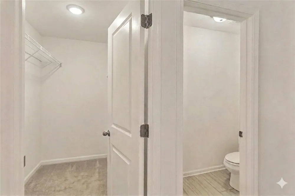 1563 BUTTERNUT Cove Stone Mountain, GA 30083