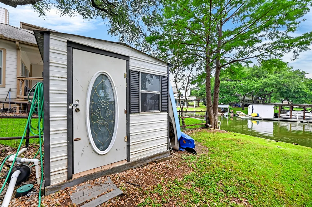 405 Robin Hood Lane Granite Shoals, TX 78654