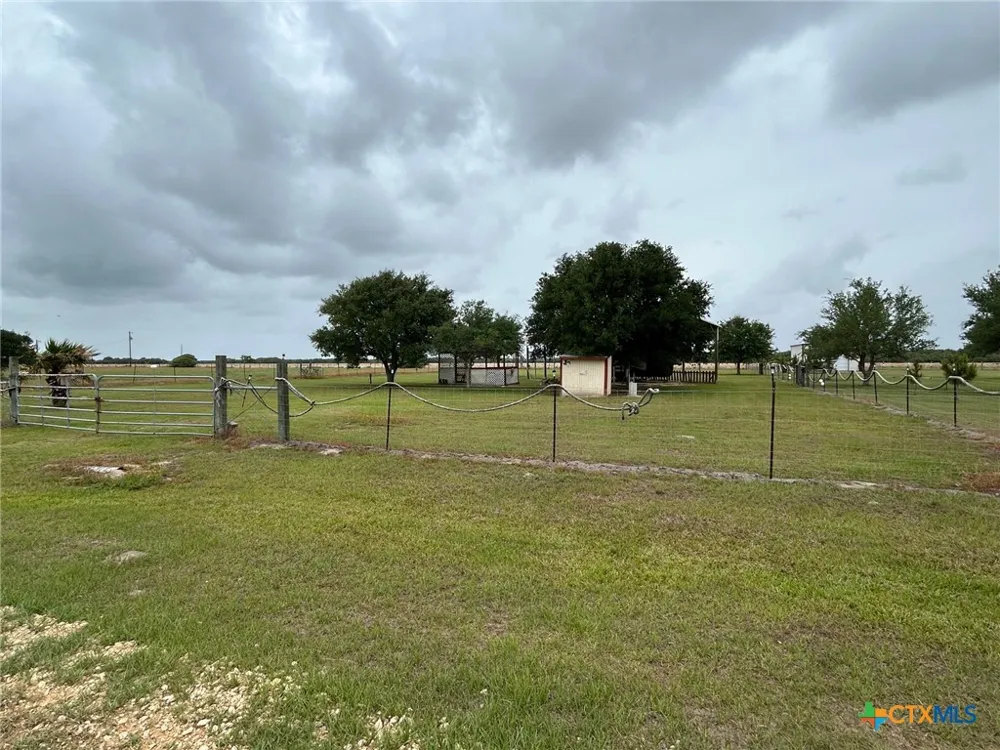 120 McAlister Lane Seadrift, TX 77983