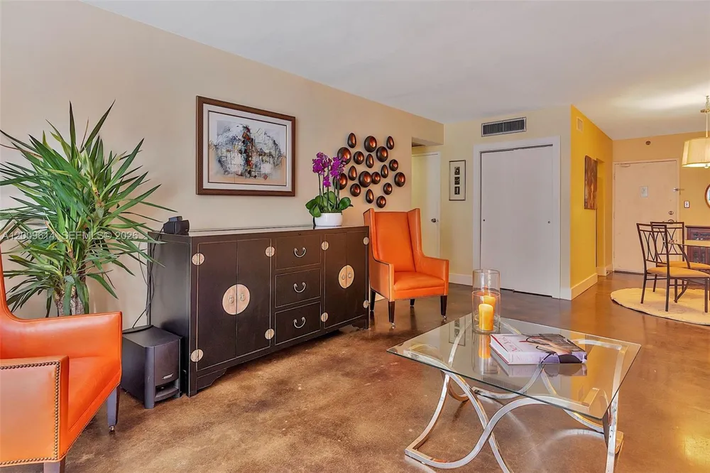 1200 West Ave #423 Miami Beach, FL 33139