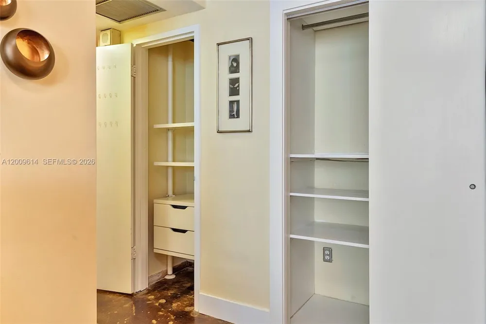 1200 West Ave #423 Miami Beach, FL 33139