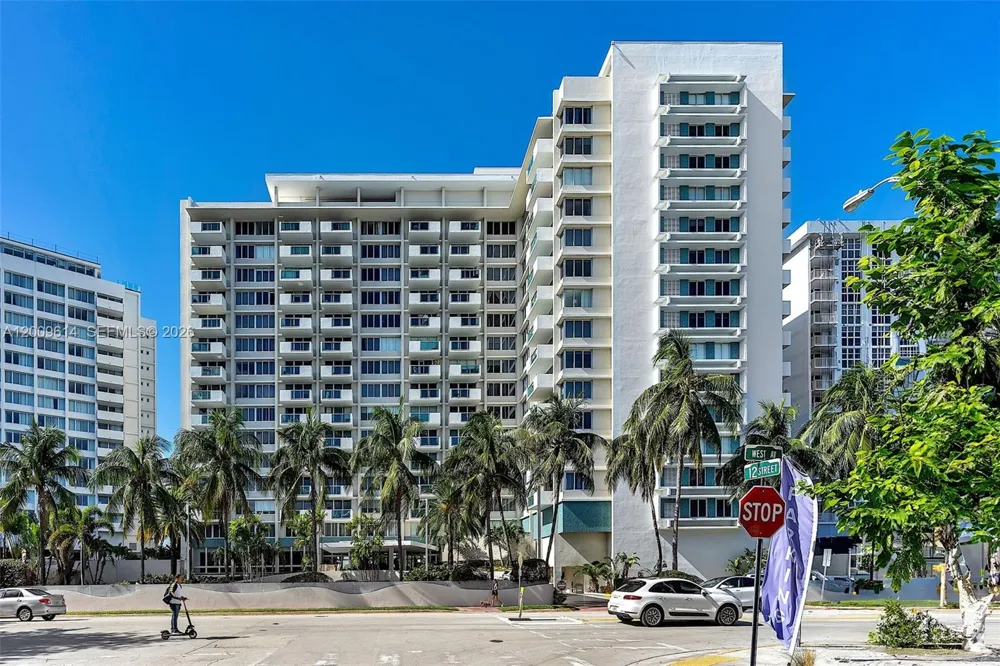 1200 West Ave #423 Miami Beach, FL 33139