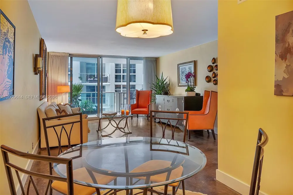 1200 West Ave #423 Miami Beach, FL 33139