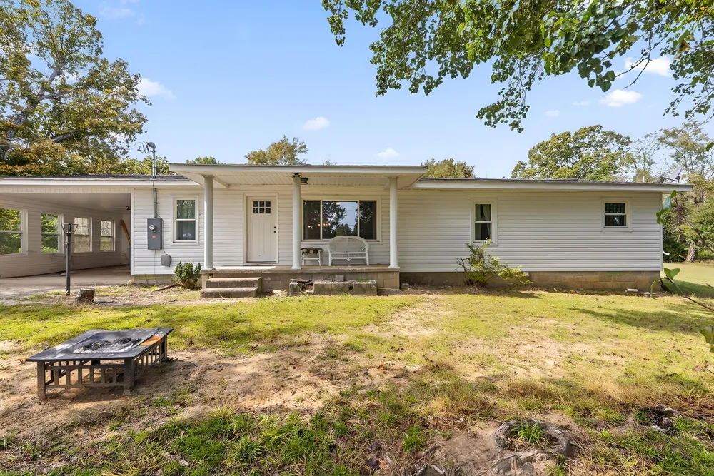 373 County Road 159 Bryant, AL 35958