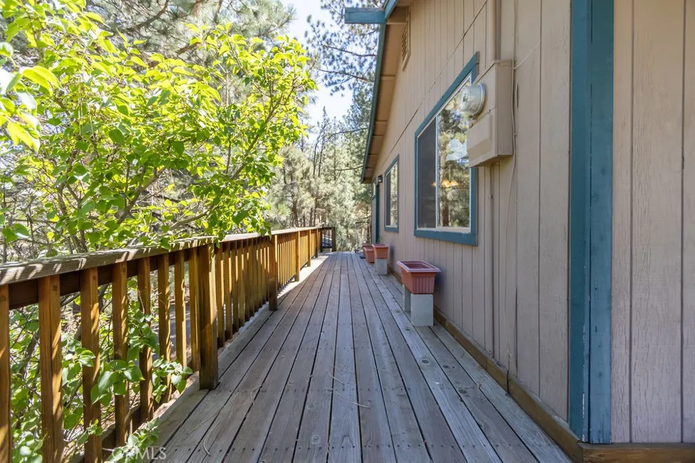 2220 Symonds Pine Mountain Club, CA 93222