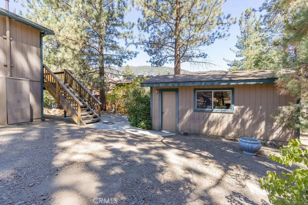 2220 Symonds Pine Mountain Club, CA 93222