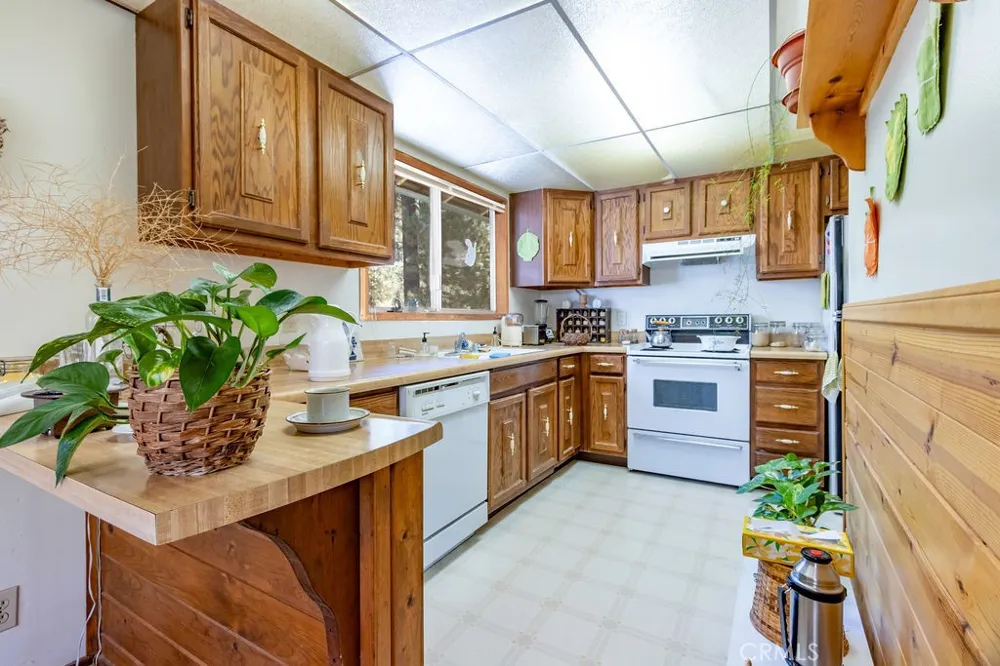 2220 Symonds Pine Mountain Club, CA 93222