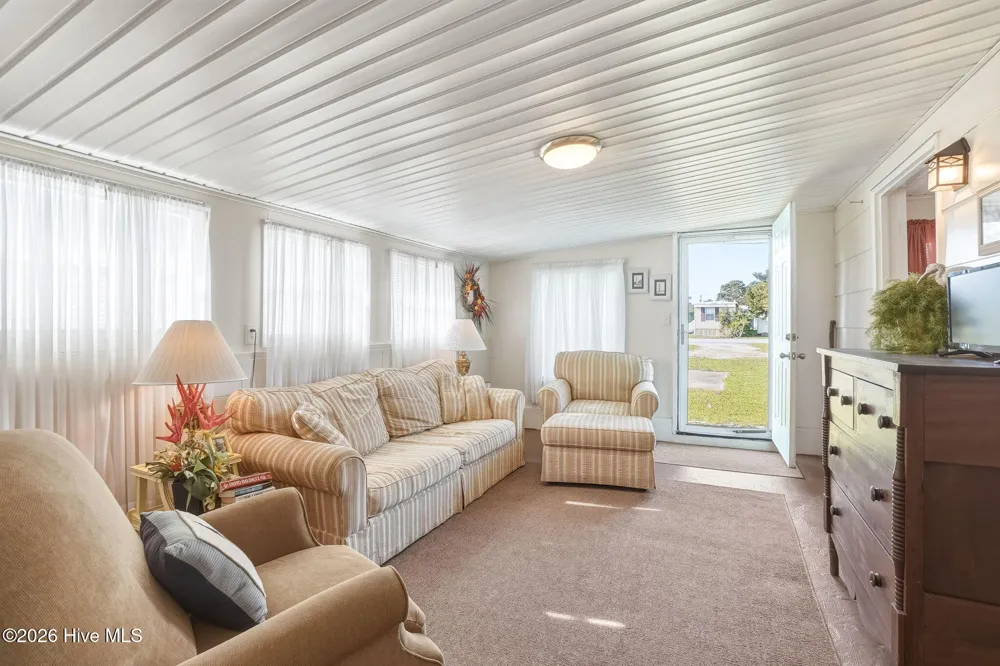 187 Mullens Drive Harkers Island, NC 28531