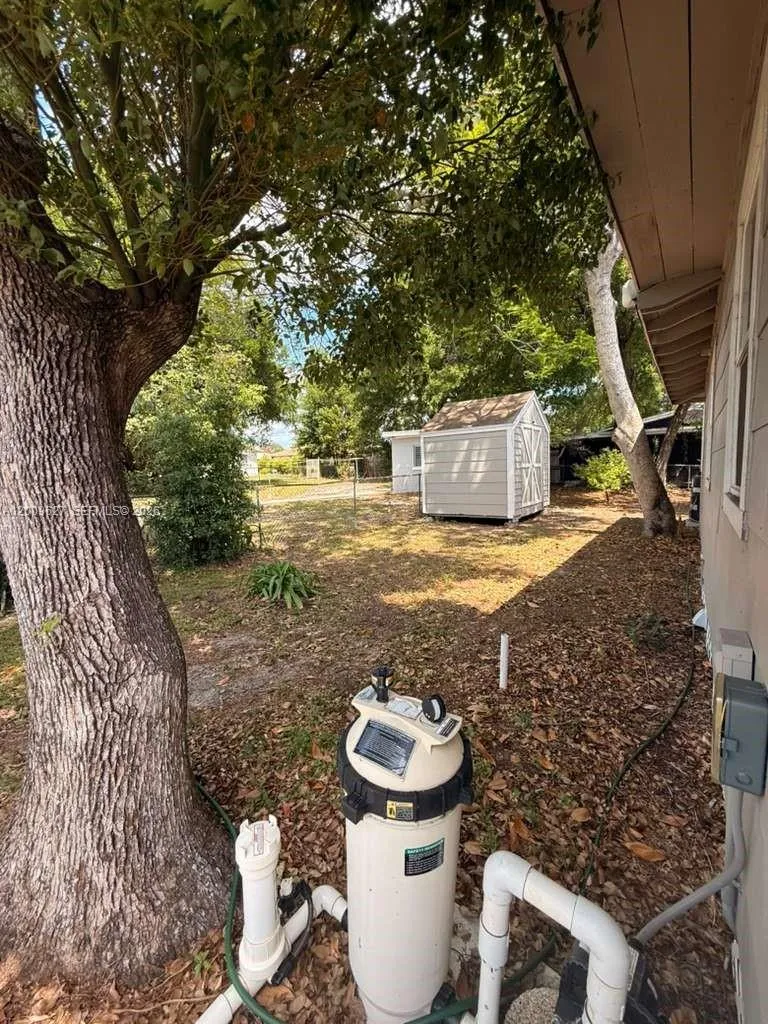 1065 10th ST Other City - In The State Of Florida, FL 33839