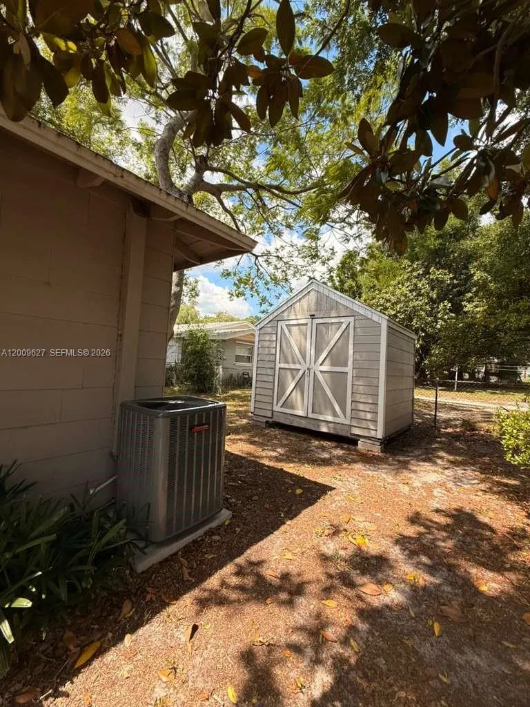 1065 10th ST Other City - In The State Of Florida, FL 33839