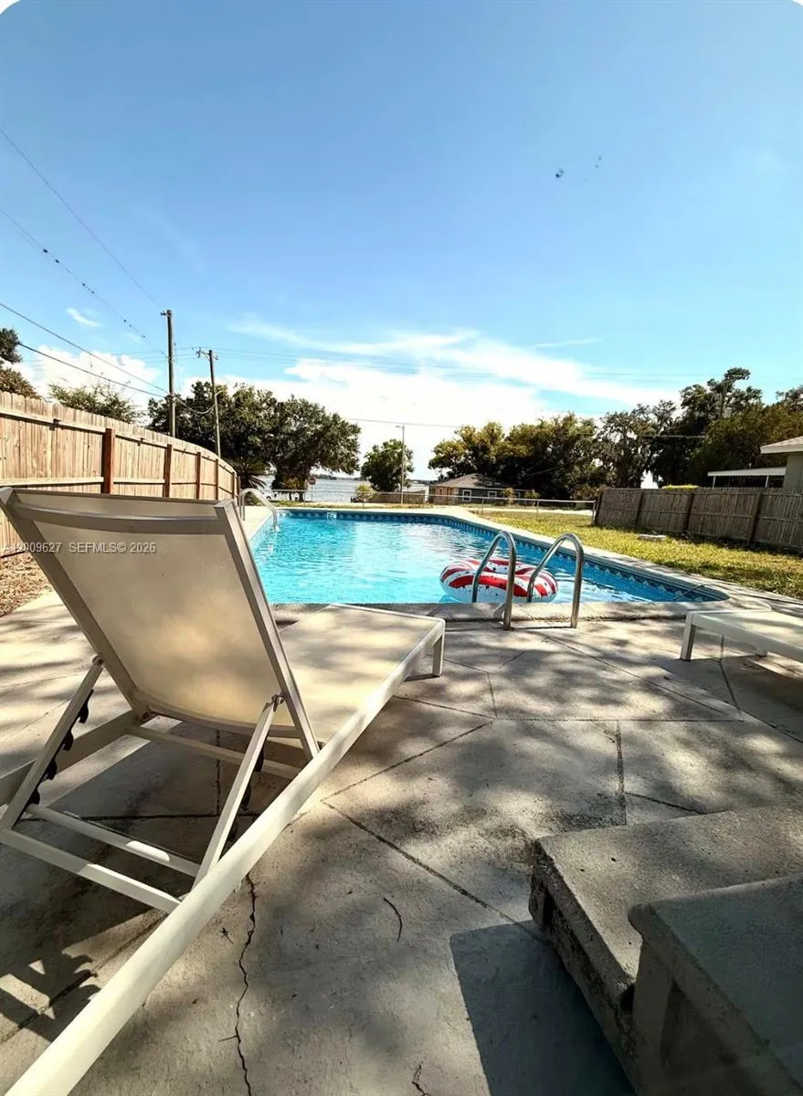 1065 10th ST Other City - In The State Of Florida, FL 33839