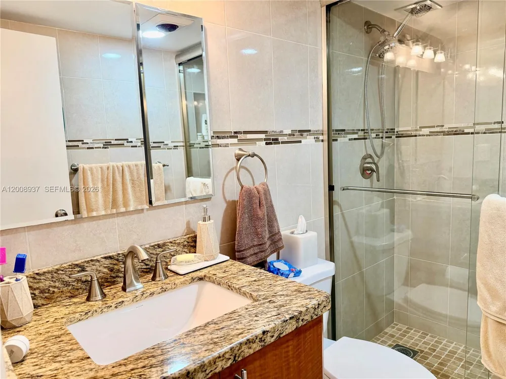1950 S Ocean Dr #5L Hallandale Beach, FL 33009