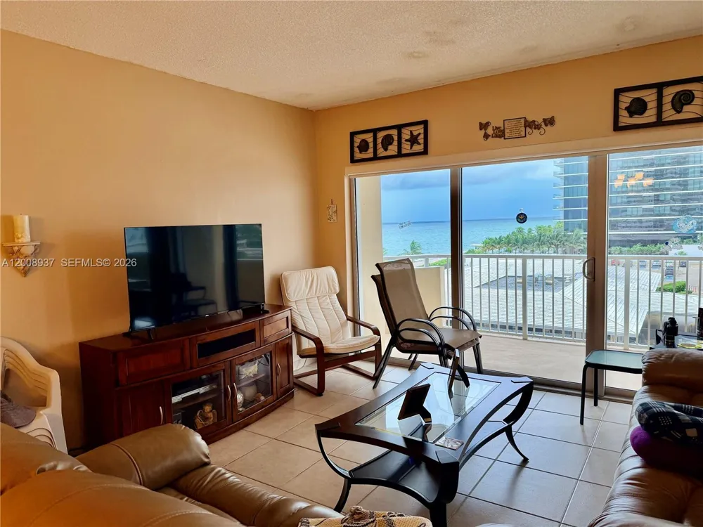 1950 S Ocean Dr #5L Hallandale Beach, FL 33009