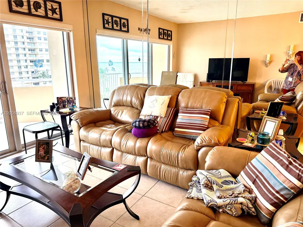 1950 S Ocean Dr #5L Hallandale Beach, FL 33009