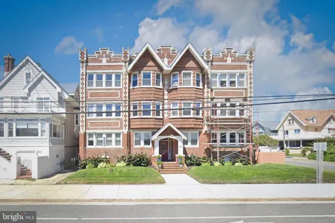 5003 ATLANTIC AVENUE #C02