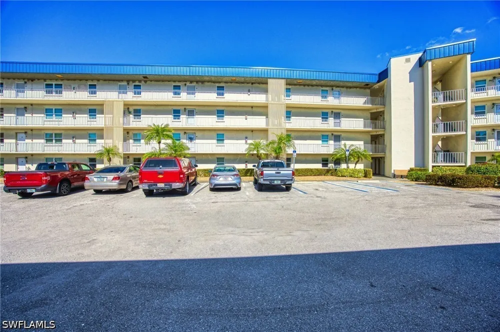 Augusta Drive #410 Fort Myers, FL 33907