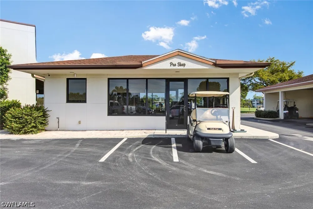 Augusta Drive #410 Fort Myers, FL 33907