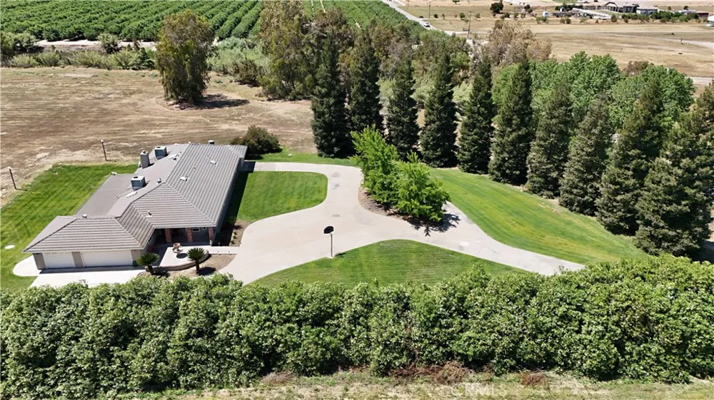 15396 Avenue 23 1/2 Chowchilla, CA 93610