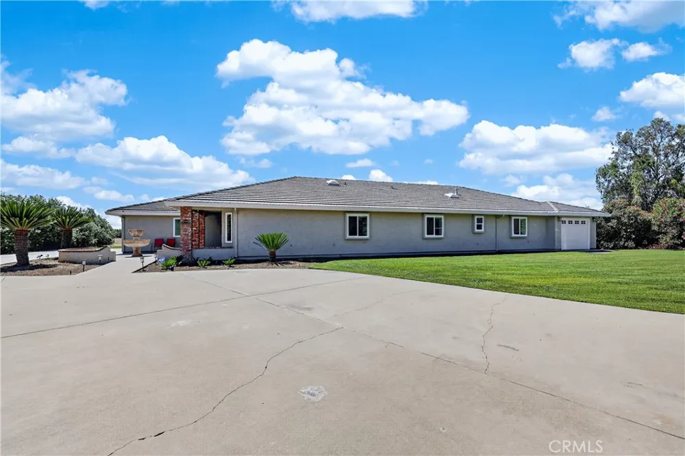 15396 Avenue 23 1/2 Chowchilla, CA 93610
