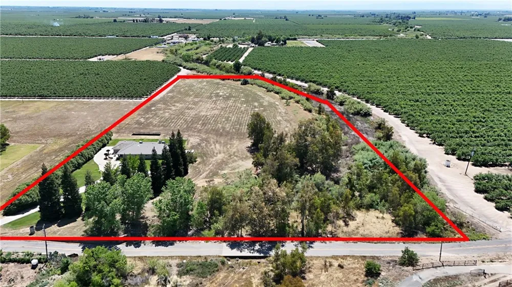 15396 Avenue 23 1/2 Chowchilla, CA 93610