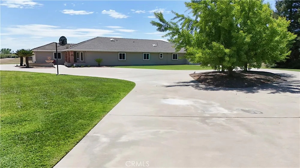 15396 Avenue 23 1/2 Chowchilla, CA 93610