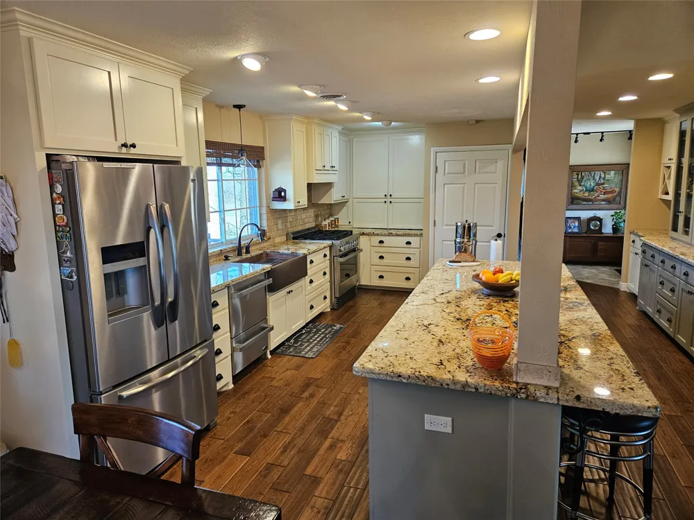 913 CR 237 Cameron, TX 76520