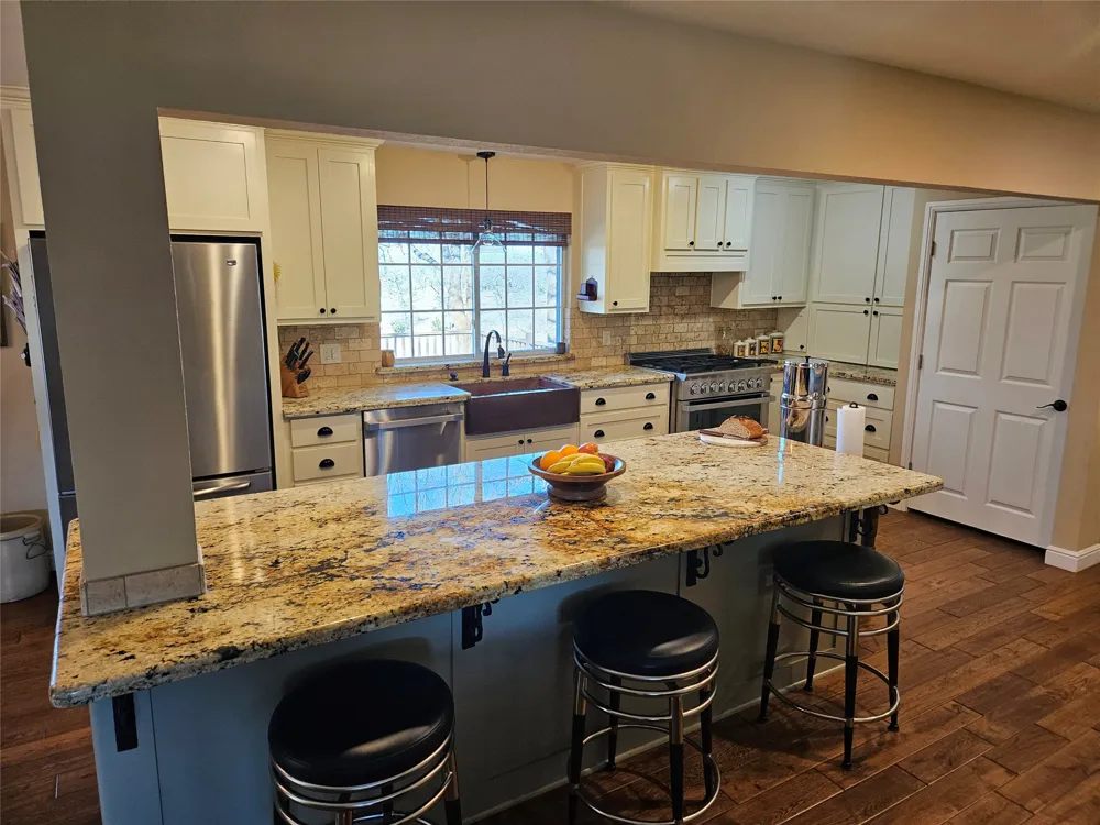 913 CR 237 Cameron, TX 76520