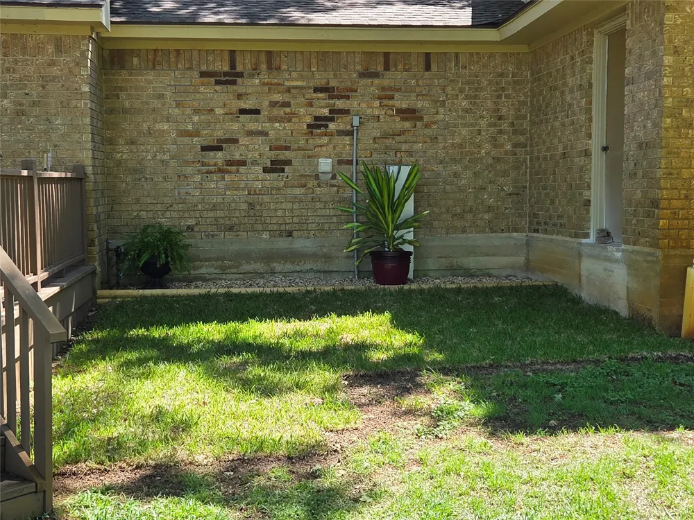 913 CR 237 Cameron, TX 76520