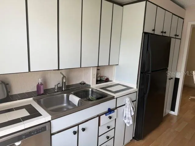 3223 38TH WAY S #F St Petersburg, FL 33711