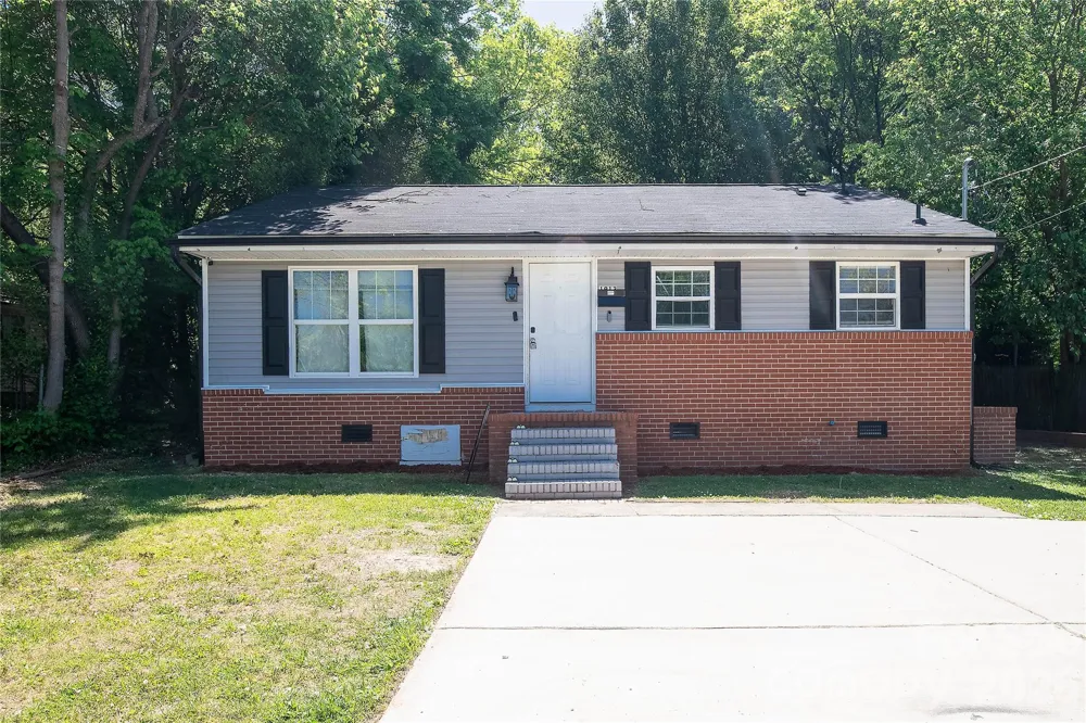 1913 Freeman Mill Road Greensboro, NC 27406